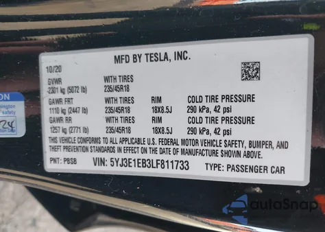 2020 Tesla Model 3 Long Range Dual Motor All-Wheel Drive z USA, uszkodzony, nr VIN 5YJ3E1EB3LF811733